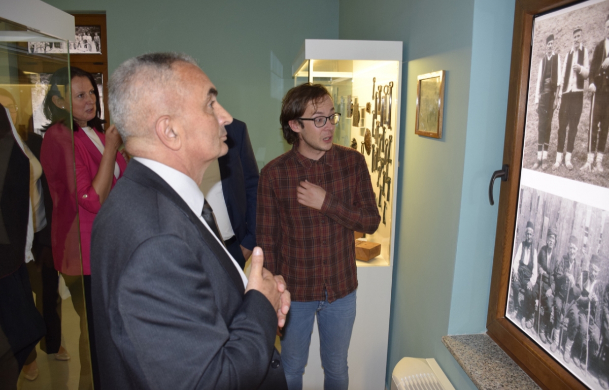 Znamenitom Požežaninu Dragutinu Lermanu postavljena spomen ploča u Kreševu