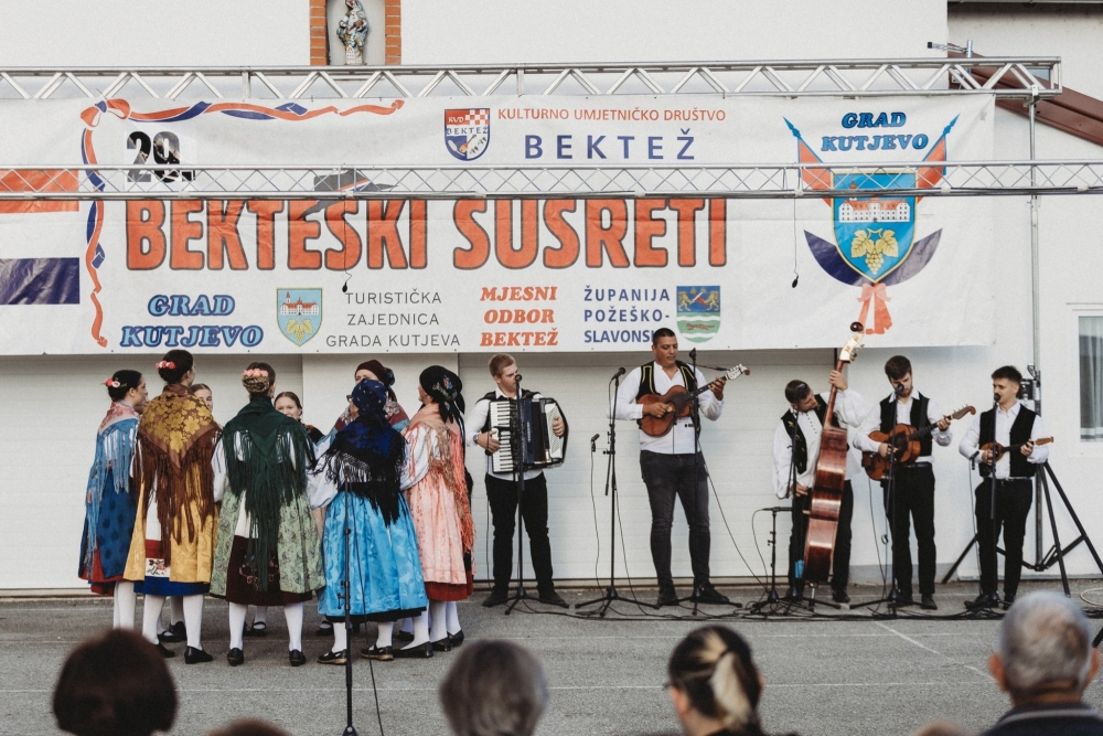 Bekteški susreti: Gotovo tri desetljeća folklora i običaja