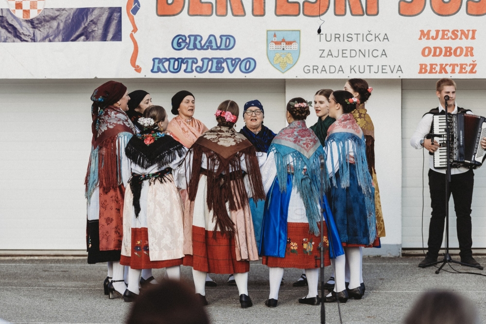 Bekteški susreti: Gotovo tri desetljeća folklora i običaja