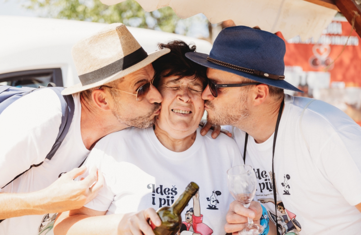 Peto izdanje manifestacije ’Ideš i piješ’ rasprodano: preko 500 sudionika stiže iz svijeta, a večernji koncert otvoren za sve uz Grupu Vigor