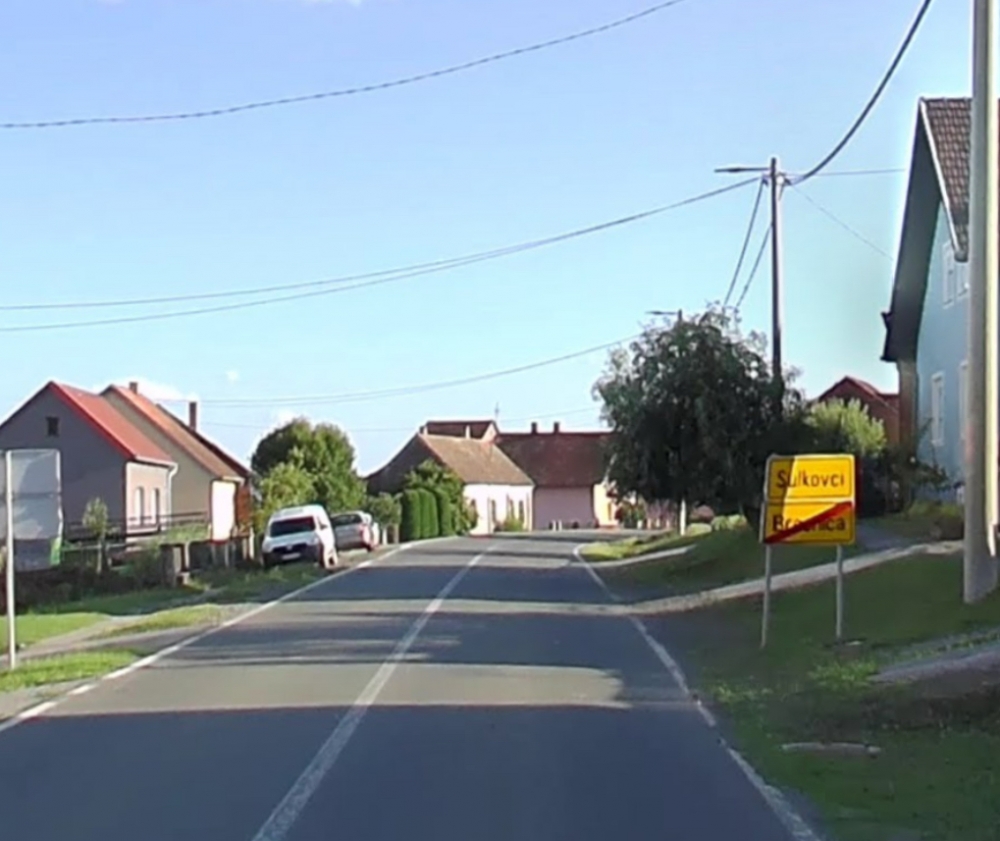 Dvojica muškaraca osumnjičeni da su iznuđivali 61-godišnjakinju iz Sulkovaca. Predani su pritvorskom nadzorniku