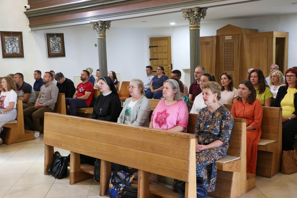 Susret vjeroučitelja i podjela vjeroučiteljskih mandata u Požegi