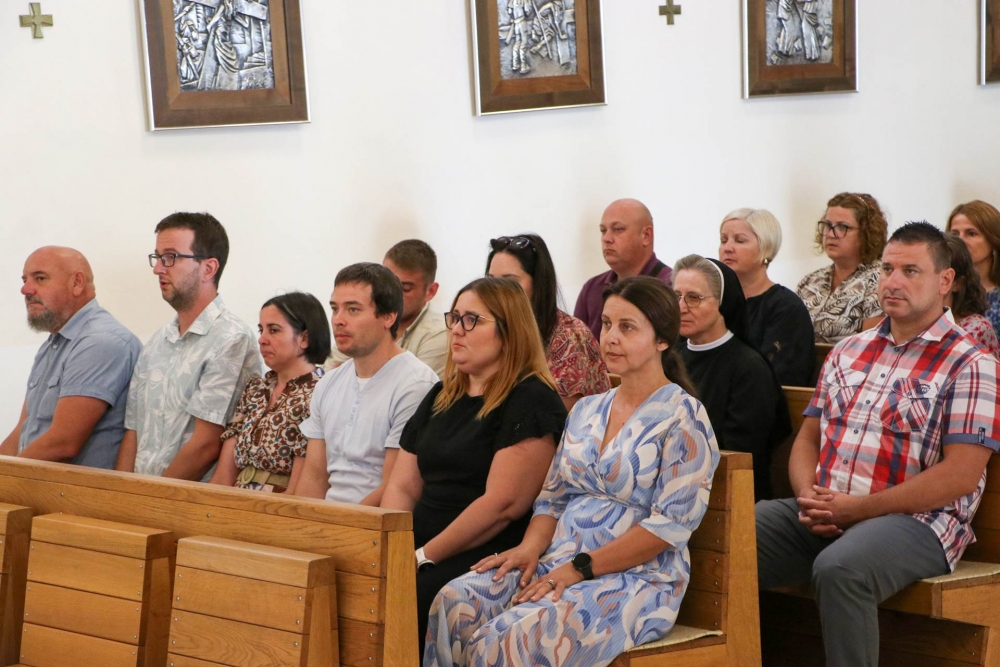 Susret vjeroučitelja i podjela vjeroučiteljskih mandata u Požegi