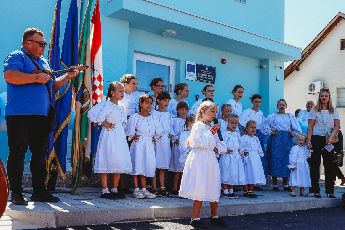 Otvoren područni odjel Dječjeg vrtića u Eminovcima: „Ovaj objekt je za naše najmlađe i njihova prva prijateljstva“