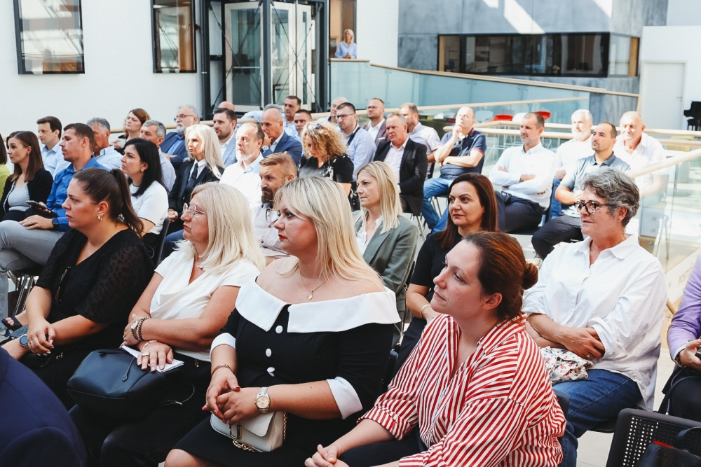 Održana 3. Regionalna konferencija Požega - 2025. ’Mislimo gospodarski, razvijamo regionalno’