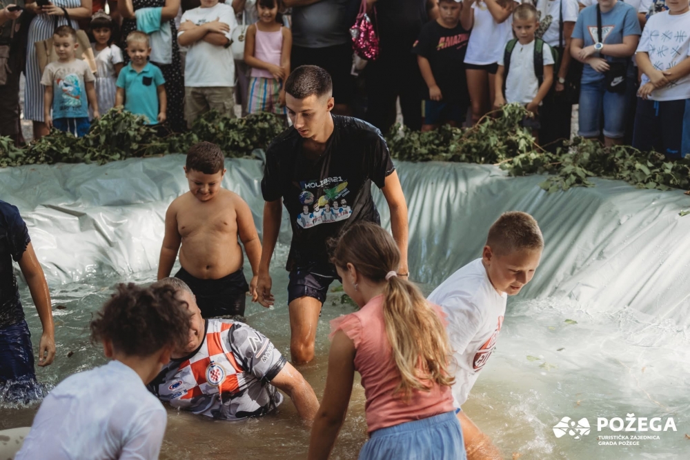 FOTO: Održana 29. Fišijada u Požegi