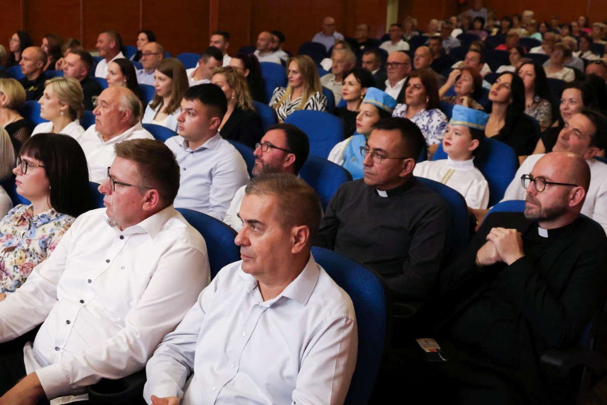 Na svečanoj sjednici povodom Dana grada Kutjeva dodijeljena priznanja zaslužnim pojedincima i kolektivima
