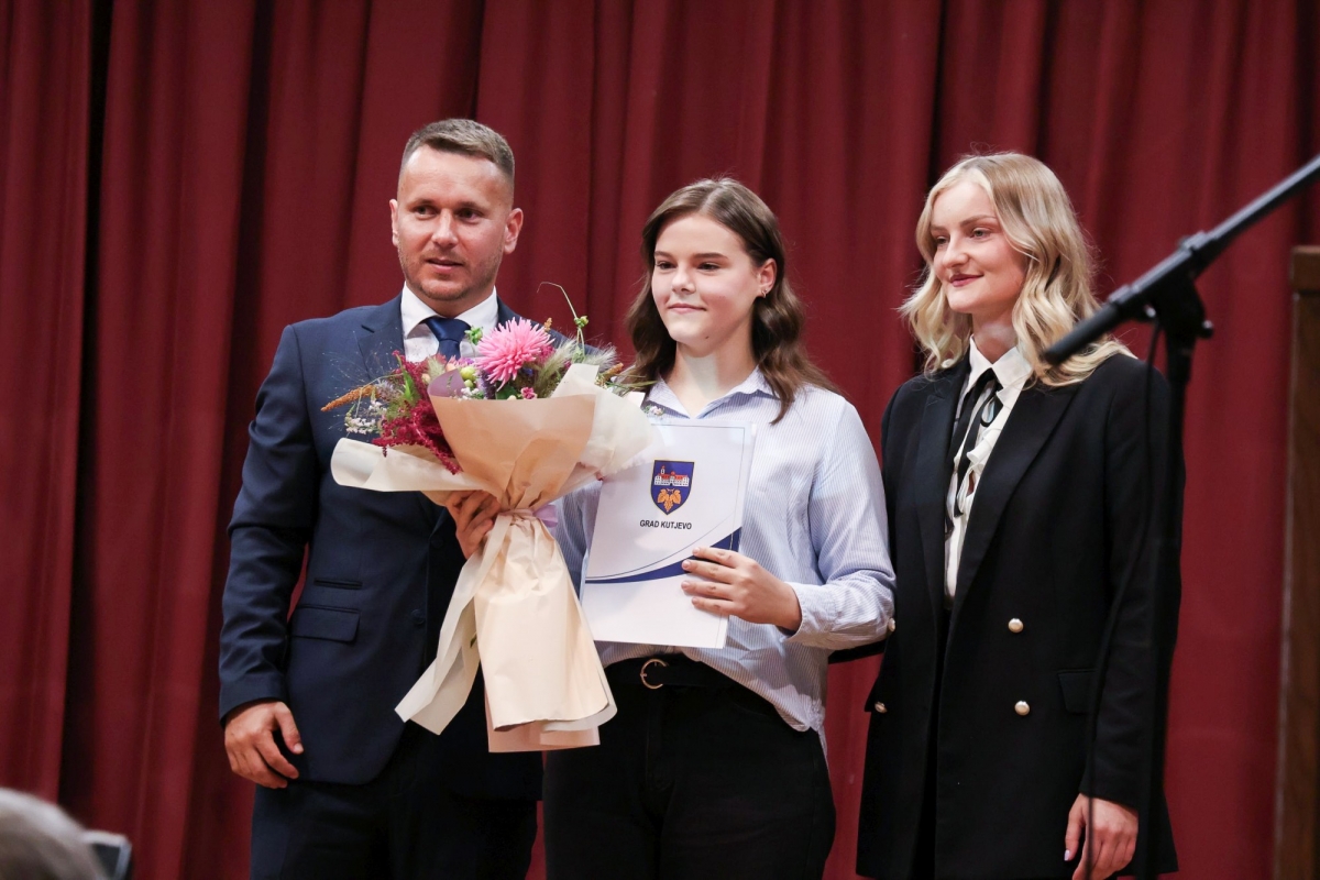 Na svečanoj sjednici povodom Dana grada Kutjeva dodijeljena priznanja zaslužnim pojedincima i kolektivima