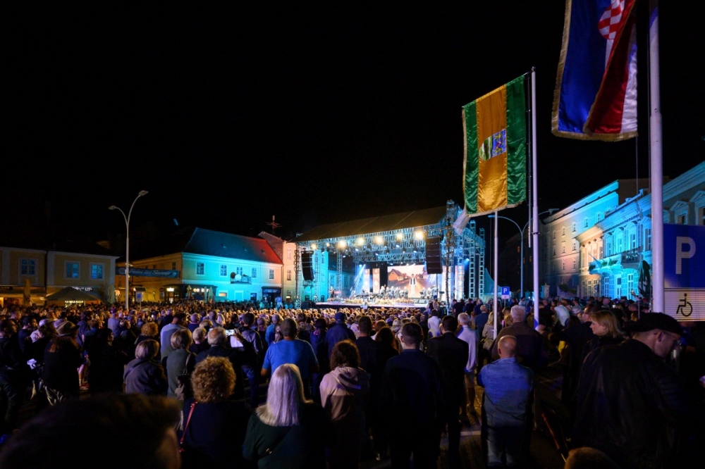 ZLATNE ŽICE SLAVONIJE: Požega je odala priznanje svom Borisu Ćiri Gašparcu