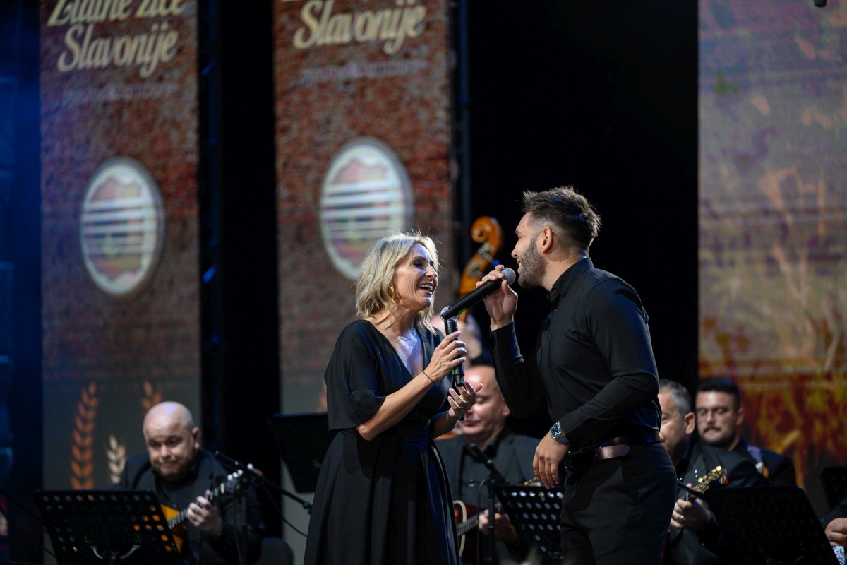 ZLATNE ŽICE SLAVONIJE: Požega je odala priznanje svom Borisu Ćiri Gašparcu