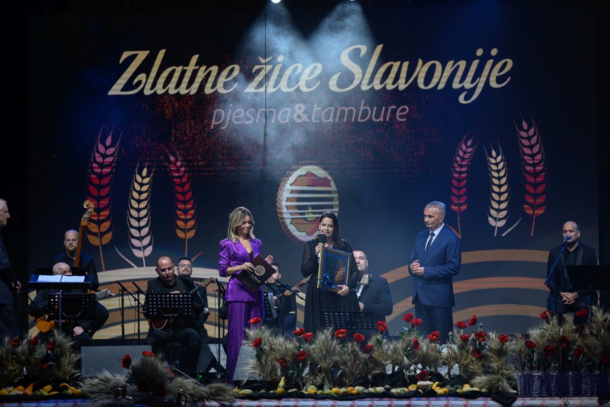 ZLATNE ŽICE SLAVONIJE: Požega je odala priznanje svom Borisu Ćiri Gašparcu