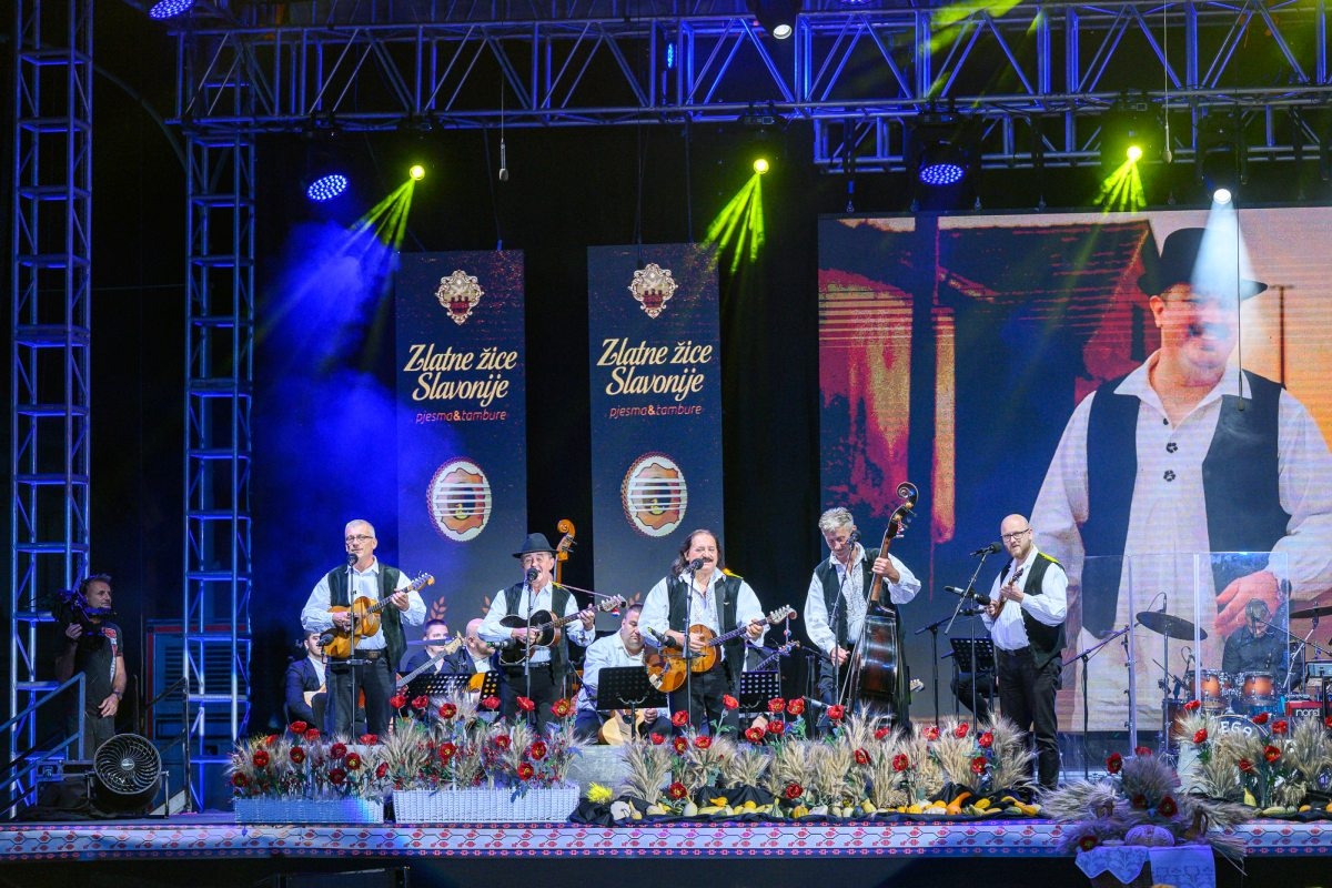 ZLATNE ŽICE SLAVONIJE: Završnom večeri spušten zastor ovogodišnjeg festivala
