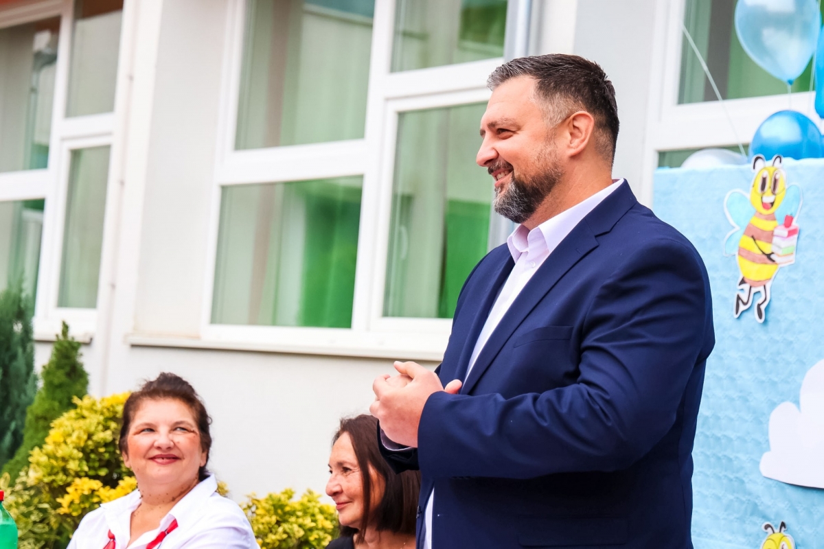 Prvi dan škole u Požeško-slavonskoj županiji: 590 prvašića započelo novo životno poglavlje