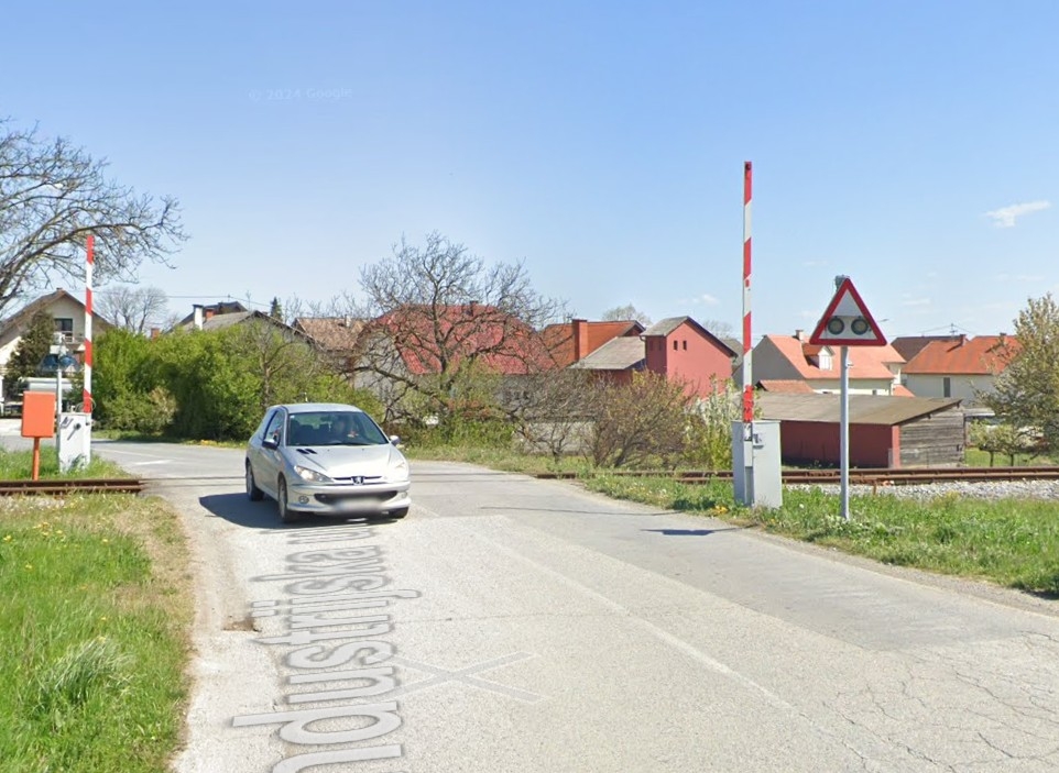 Udario u rampu i pobjegao s mjesta događaja