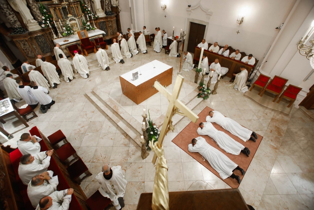 U požeškoj Katedrali zaređena trojica đakona