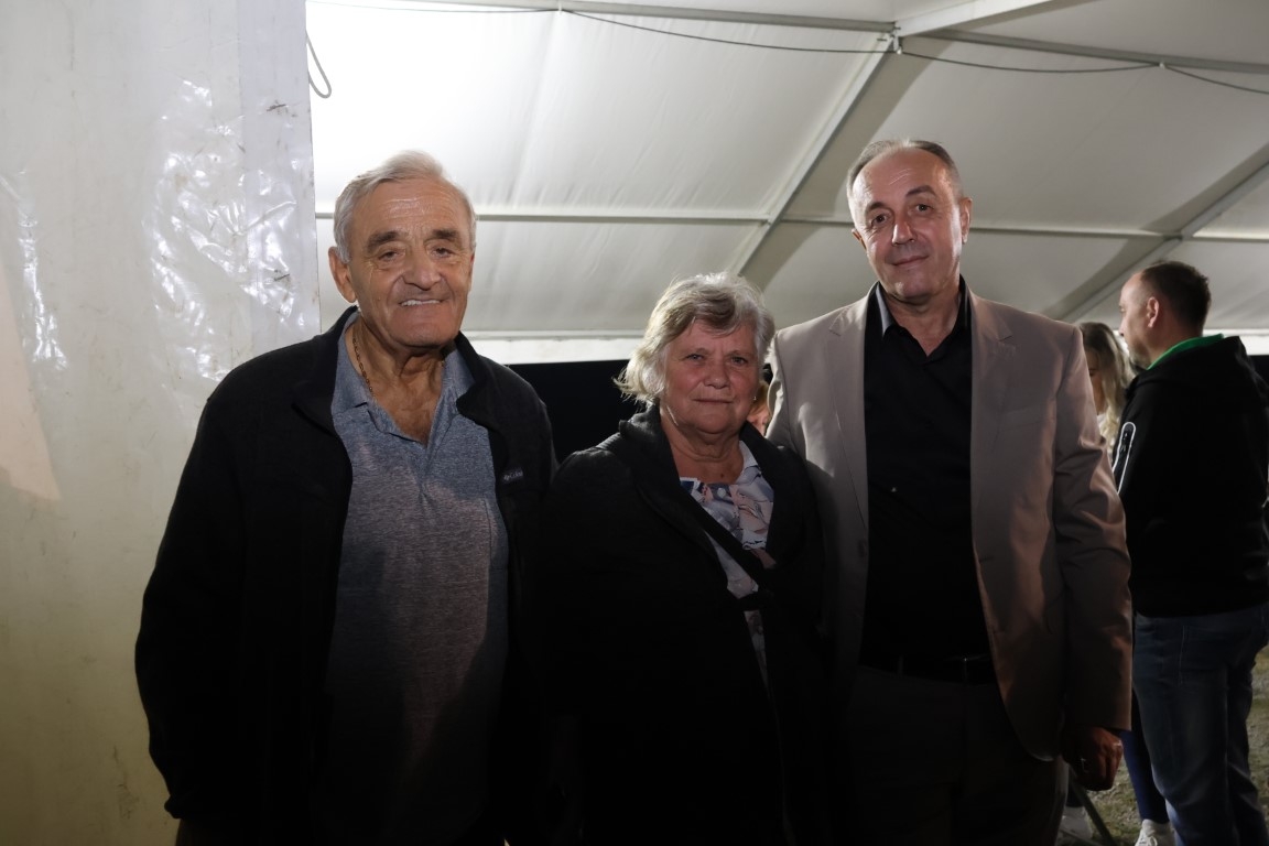 Na imanju Zlatni Lug Esad Merulić nastupom oduševio brojnu publiku