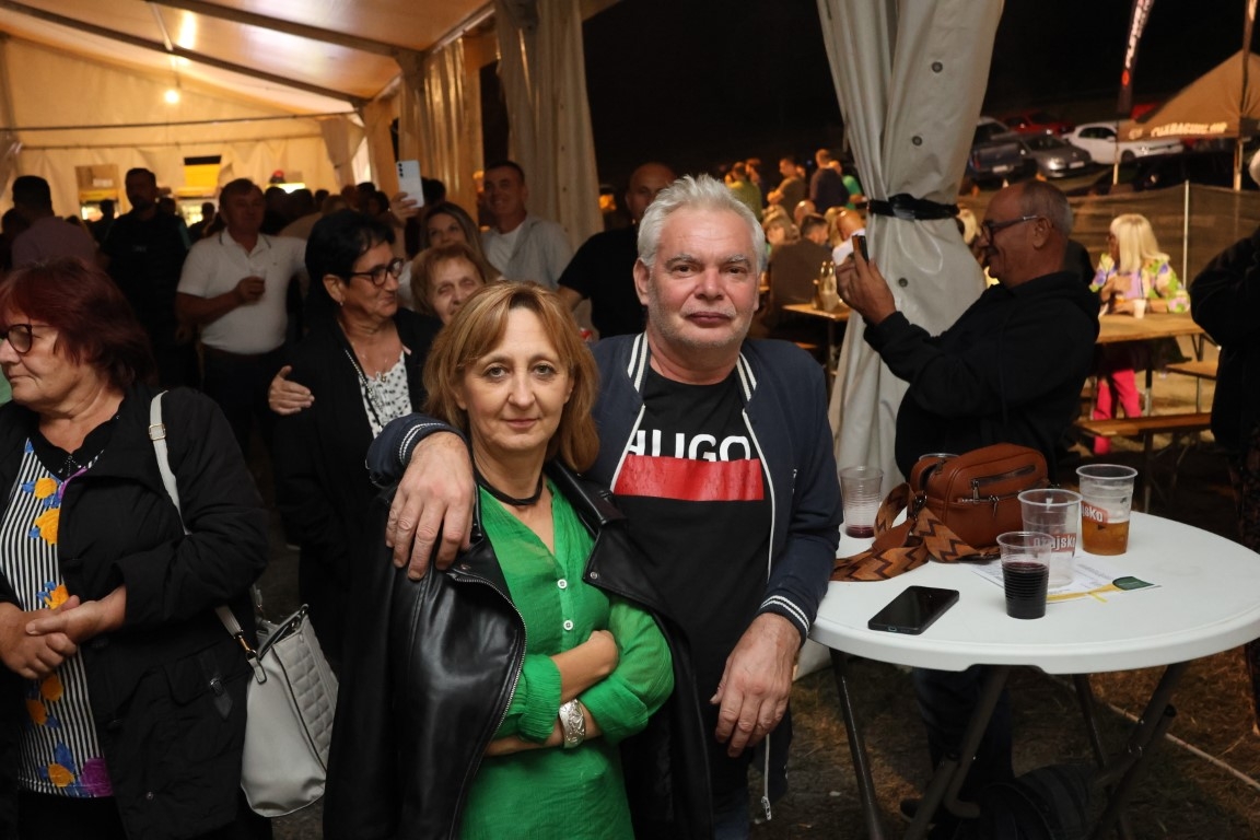 Na imanju Zlatni Lug Esad Merulić nastupom oduševio brojnu publiku