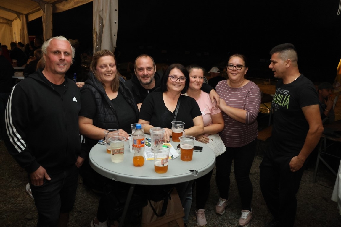 Na imanju Zlatni Lug Esad Merulić nastupom oduševio brojnu publiku