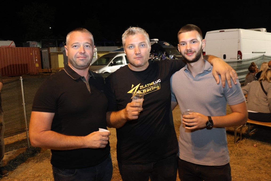 Na imanju Zlatni Lug Esad Merulić nastupom oduševio brojnu publiku