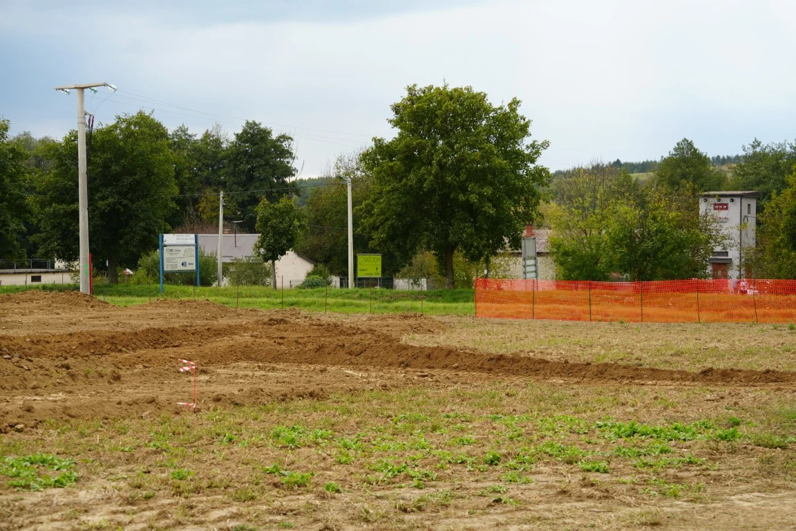 Kud županica Jozić okom, radni strojevi skokom: Započeli pripremni radovi na izgradnji Logističko‑distributivnog centra za voće i povrće
