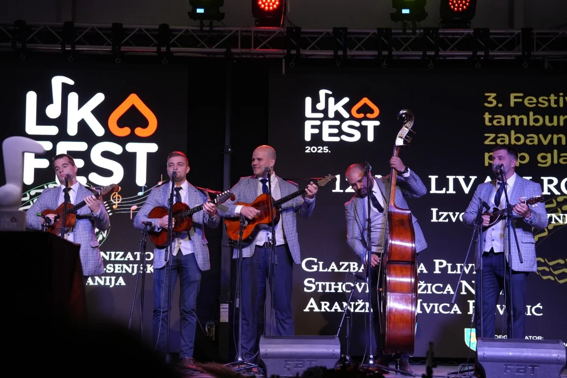 Zapažen nastup požeških  tamburaša Astal na Lika Festu