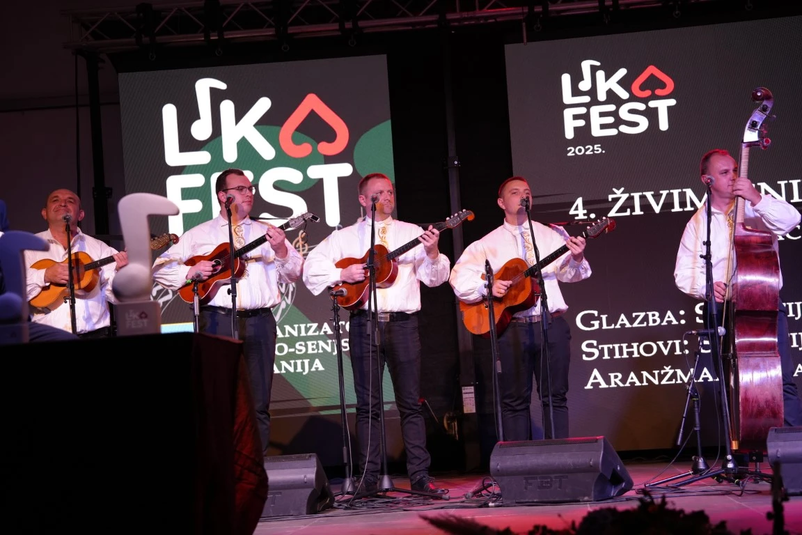 Zapažen nastup požeških  tamburaša Astal na Lika Festu