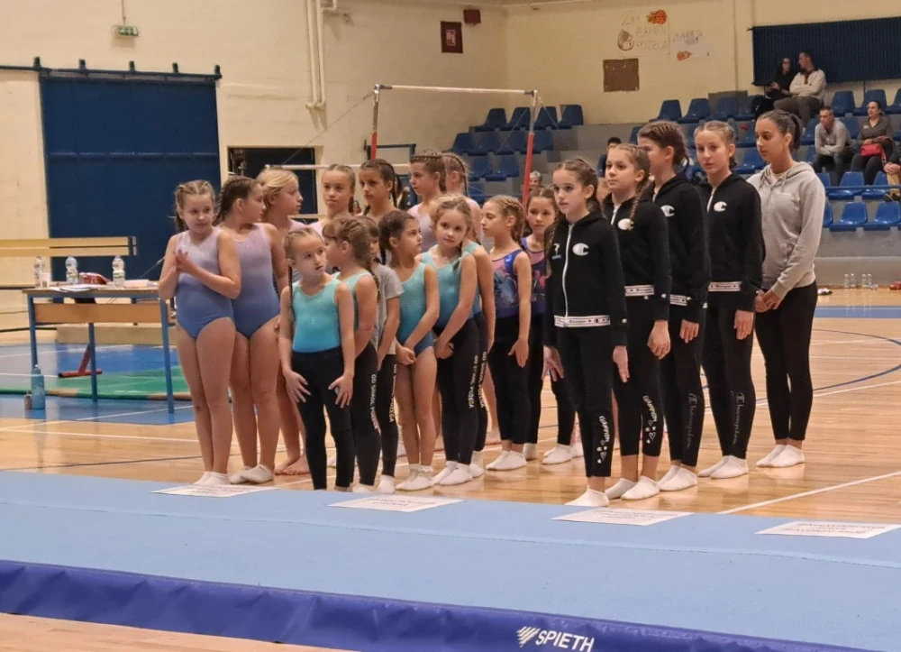 Natjecanje mladih gimnastičarki iz Slavonije i Baranje u Požegi