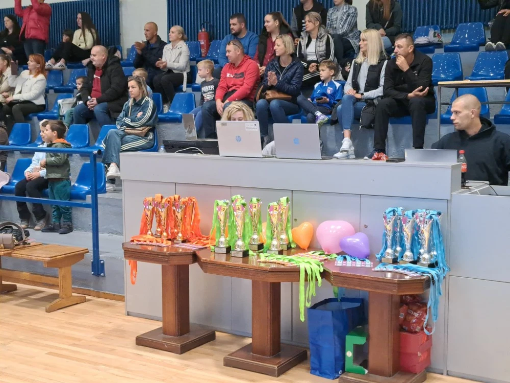 Natjecanje mladih gimnastičarki iz Slavonije i Baranje u Požegi