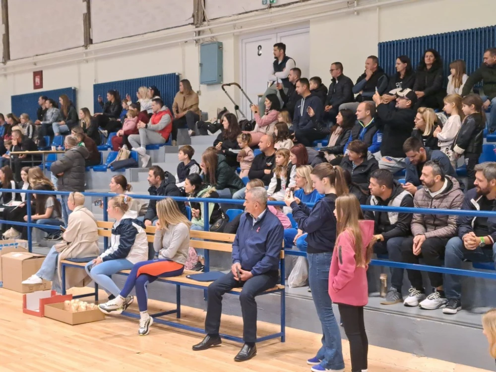 Natjecanje mladih gimnastičarki iz Slavonije i Baranje u Požegi