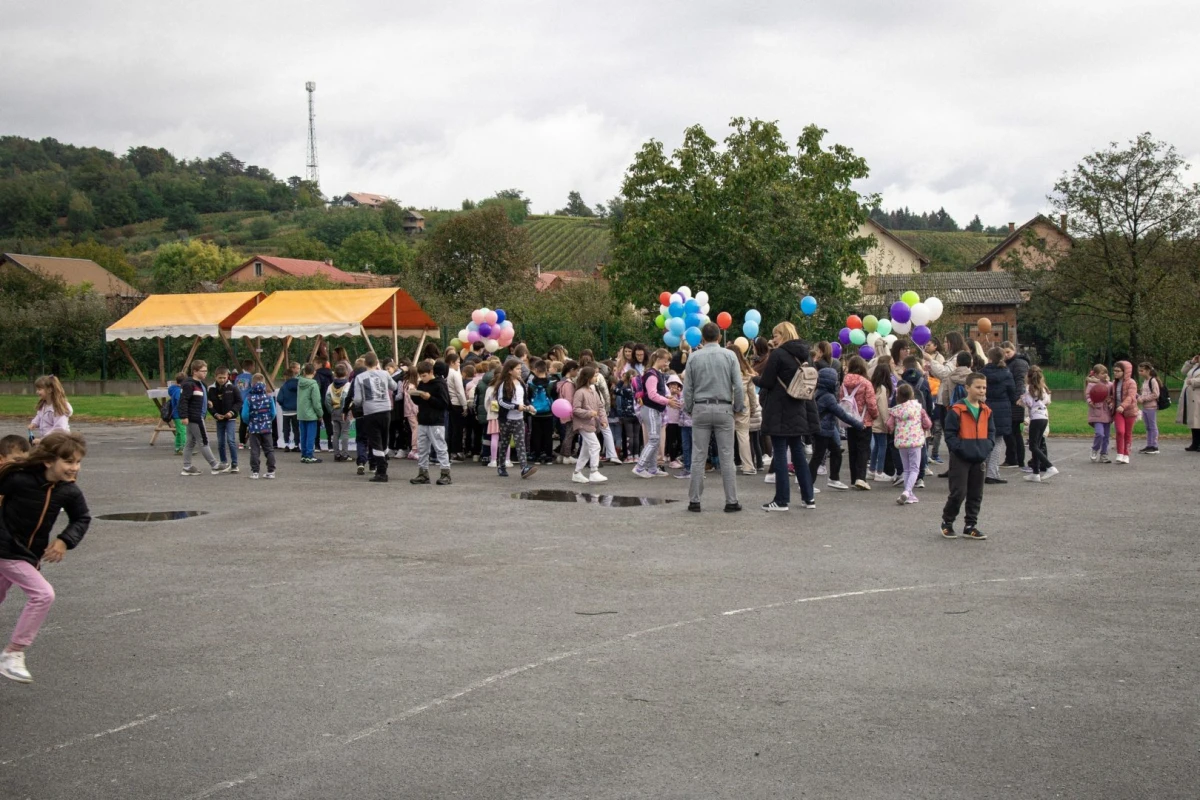 [FOTO] Službeno otvoren Dječji tjedan u Kutjevu 2025.