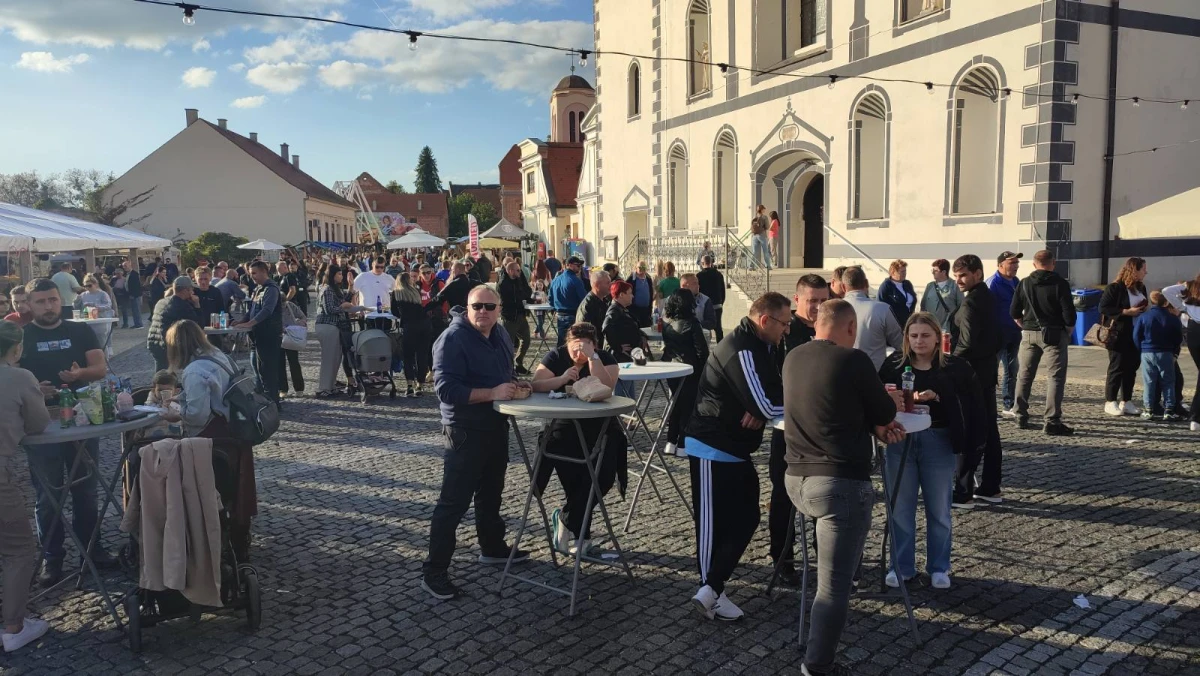 Planinari požeškog Sokolovca kušali kestene na Banovini