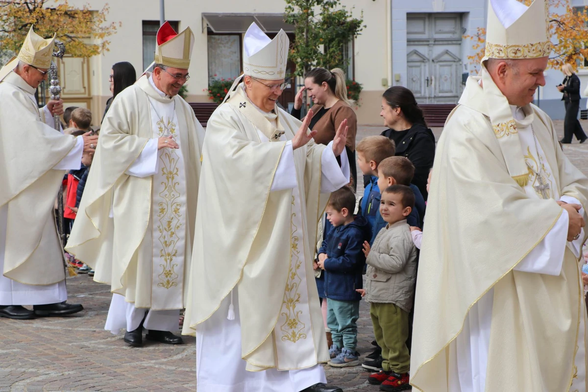 Proslavljena svetkovina sv. Terezije, zaštitnice požeške Katedrale
