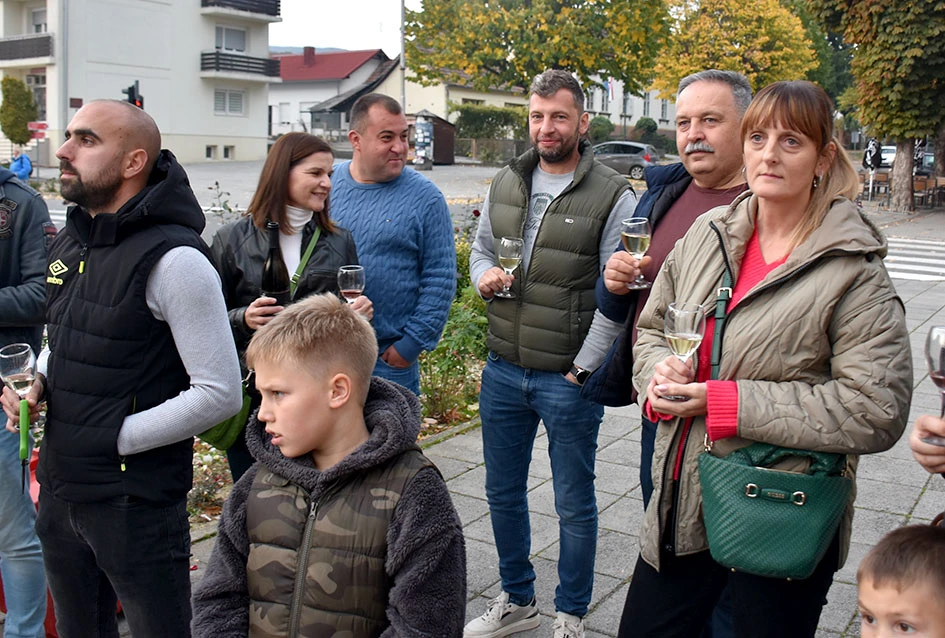 Graševina s Trga: Svečani završetak berbe u srcu Kutjeva na kojoj je za novog vincilira izabran Ante Paulić