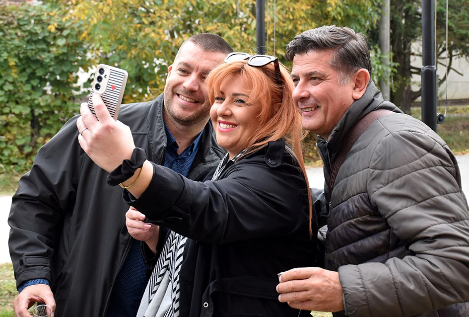 Kula – novo korijenje na slavonskoj zemlji: Hrvati iz Hrtkovaca ponovno zajedno u znaku vjere, zahvalnosti i sjećanja