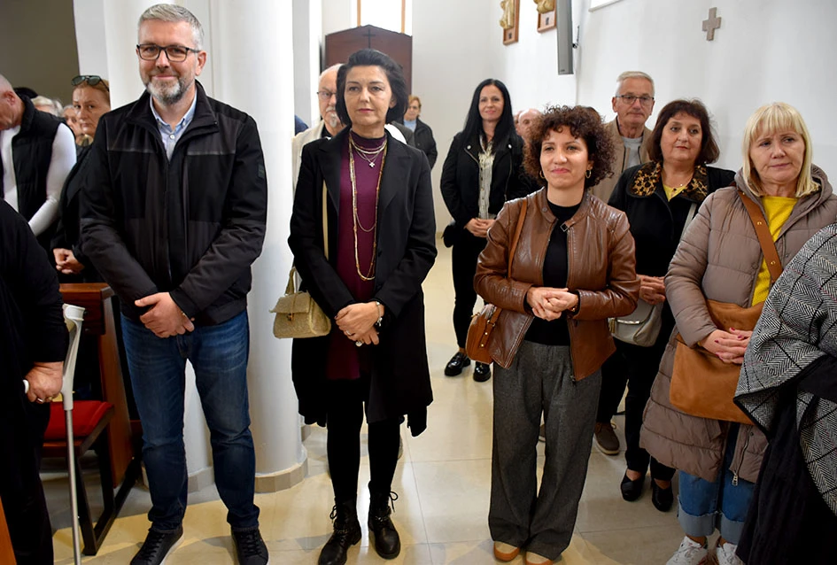 Kula – novo korijenje na slavonskoj zemlji: Hrvati iz Hrtkovaca ponovno zajedno u znaku vjere, zahvalnosti i sjećanja