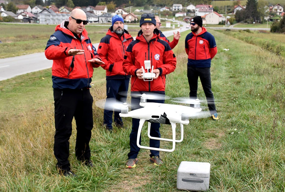 Požežani domaćini obuke „pilota dronova“ HGSS-a