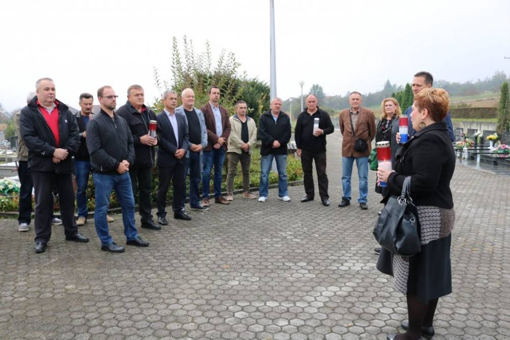 Gradski čelnici i vijećnici grada Pakraca obilježili Dan neovisnosti