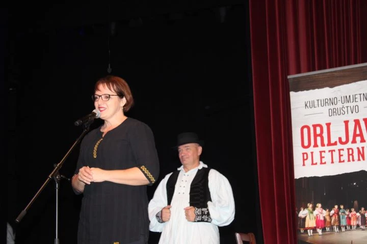 Večer emocija i ponosa: ’Lišće šuška, a tambura svira’ razgalilo srca Pleterničana