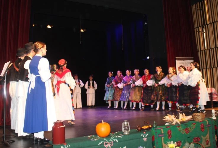 Večer emocija i ponosa: ’Lišće šuška, a tambura svira’ razgalilo srca Pleterničana