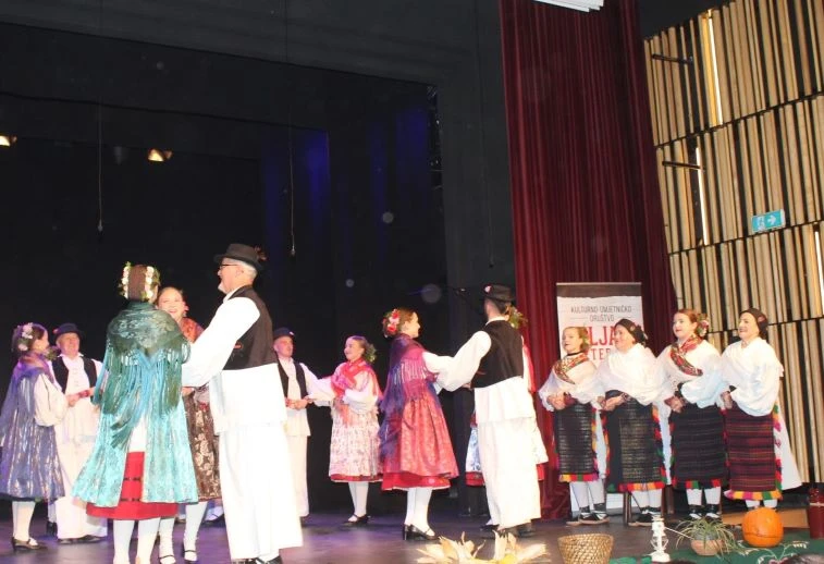 Večer emocija i ponosa: ’Lišće šuška, a tambura svira’ razgalilo srca Pleterničana