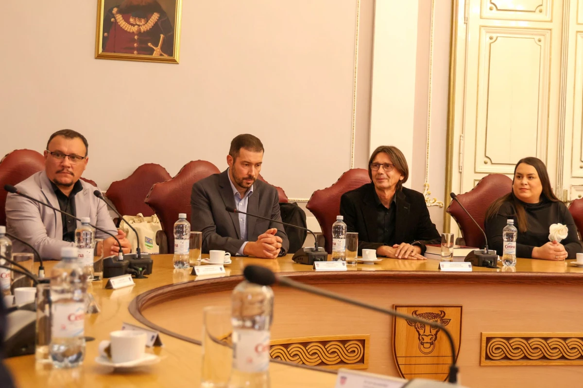 Požeško-slavonska županija i Hrvatsko nacionalno vijeće u Republici Srbiji nastavljaju suradnju