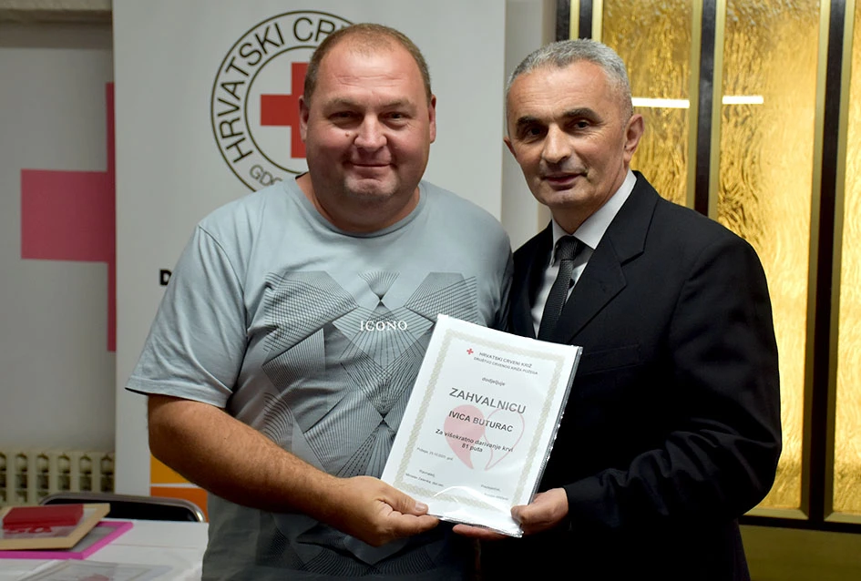 Prigodnom svečanošću i dodjelom priznanja Gradsko društvo Crvenog križa Požega obilježilo Dan dobrovoljnih darivatelja krvi.