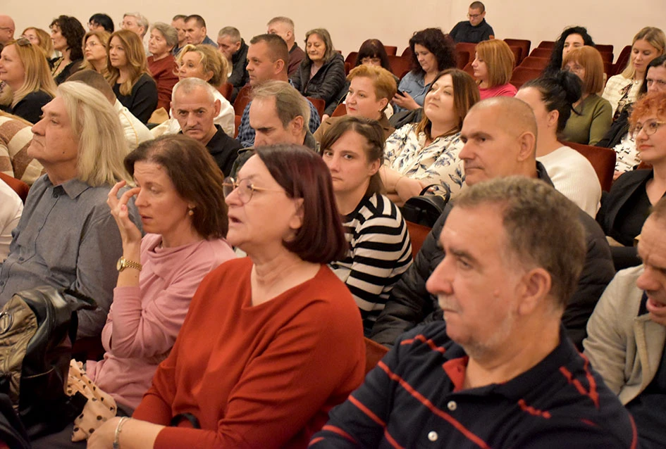 Kad srce zapleše – 16. Domoples u Požegi spojio duše, osmijehe i pokret