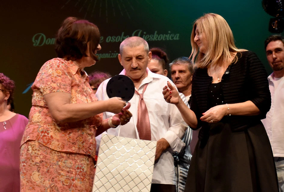 Kad srce zapleše – 16. Domoples u Požegi spojio duše, osmijehe i pokret