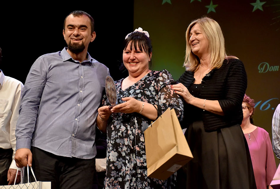 Kad srce zapleše – 16. Domoples u Požegi spojio duše, osmijehe i pokret