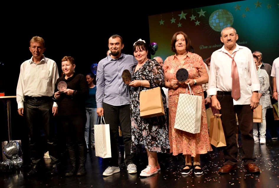 Kad srce zapleše – 16. Domoples u Požegi spojio duše, osmijehe i pokret