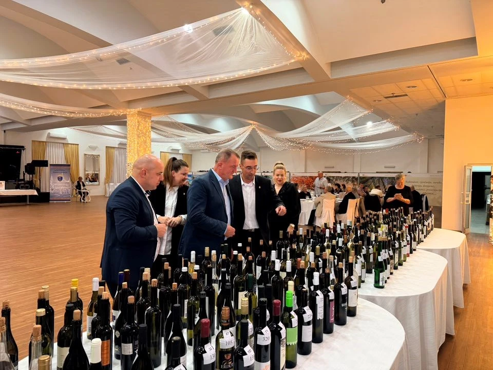 Vinari kutjevačkog kraja dobili 9 zlatnih medalja na ocjenjivanju u Vinkovcima