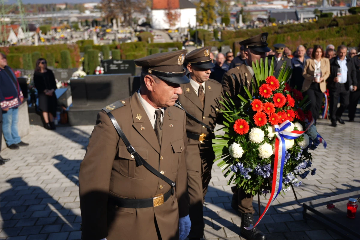 Zahvalnost u tišini – Požega se sjetila onih koji su darovali slobodu