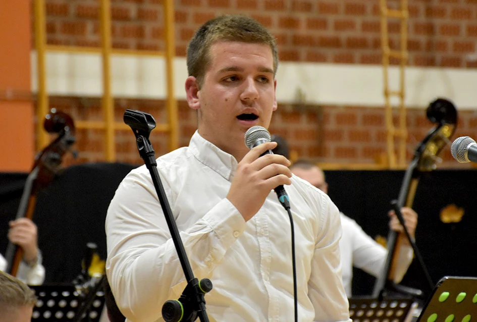 Zamiriši Slavonijo – godišnji koncert Kaptolačkog tamburaškog orkestra oduševio publiku