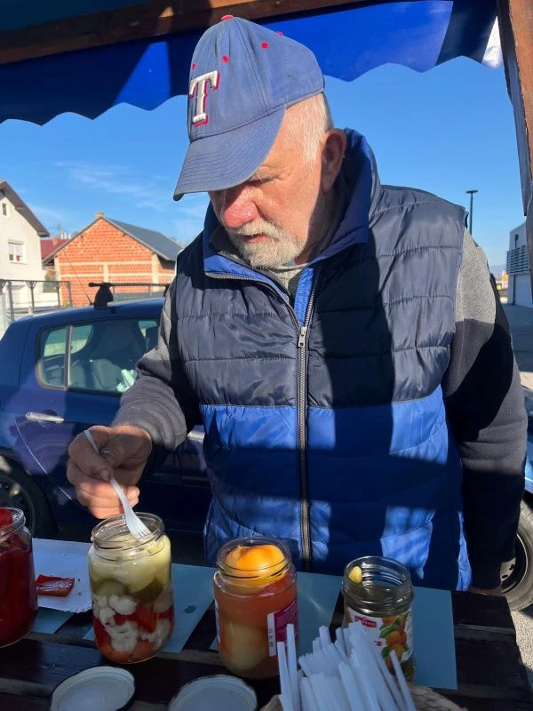 Najbolju zimnicu pripremile Vesna Kamber iz Dervišage i Kristina Budić iz Ciglenika